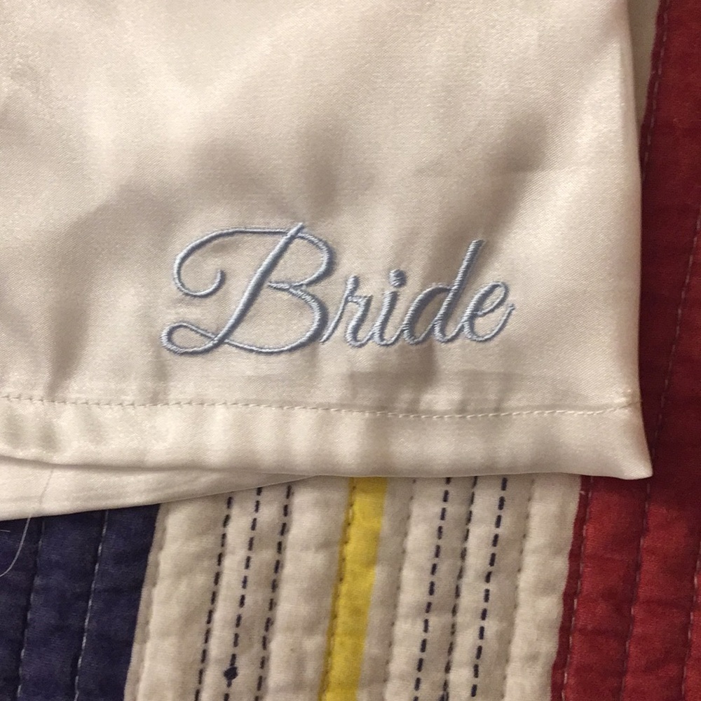 Bride Robe & Shorts Set - Picture 5 of 6